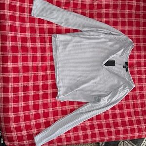 NWT lavender long sleeve crop top